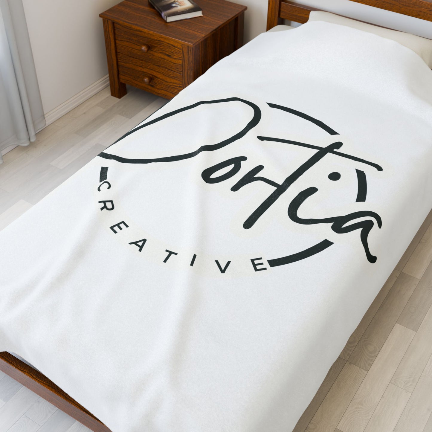 Portia Creative Velveteen Plush Blanket